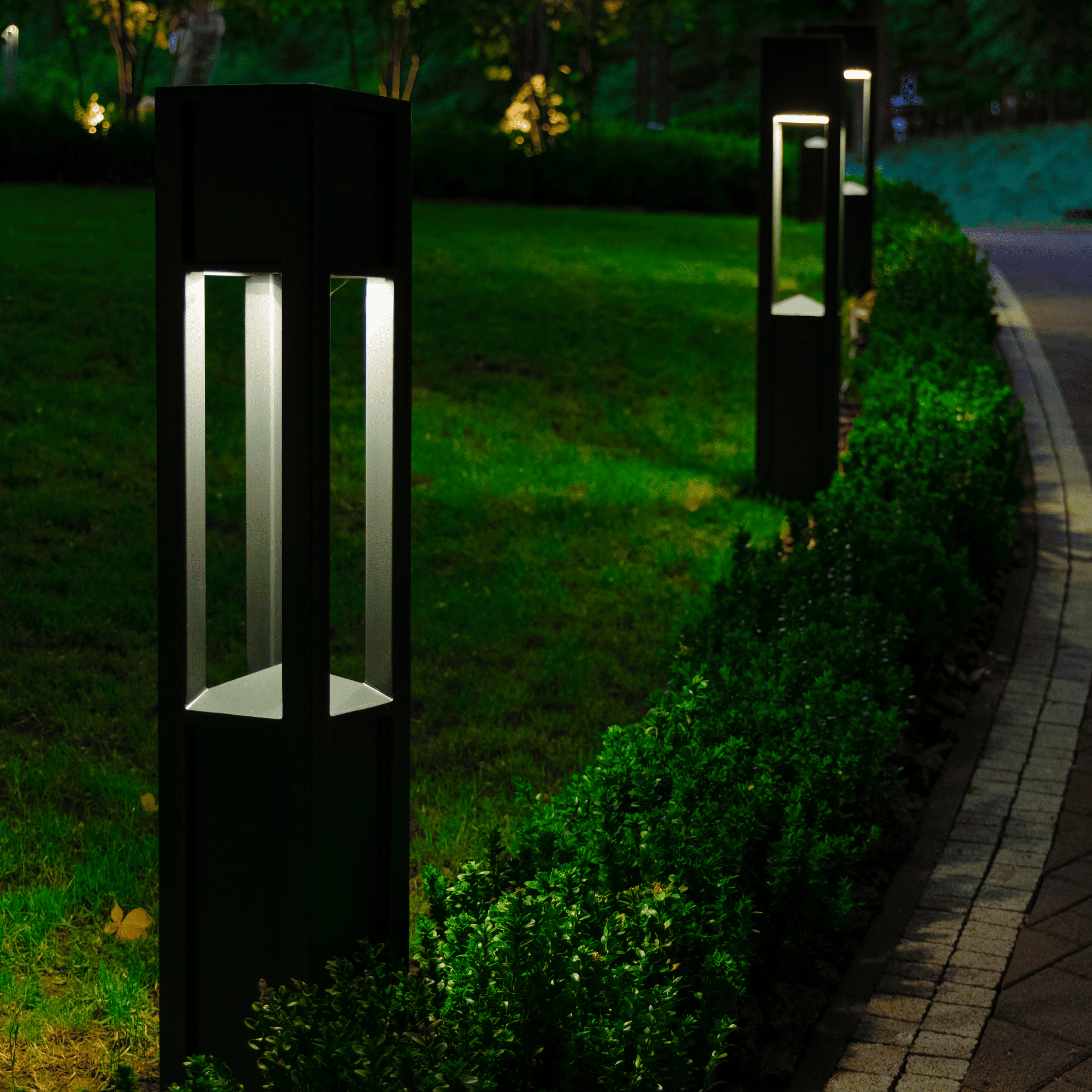 BALIZADOR DE JARDIM LUMINOR 70CM 13W IP65
