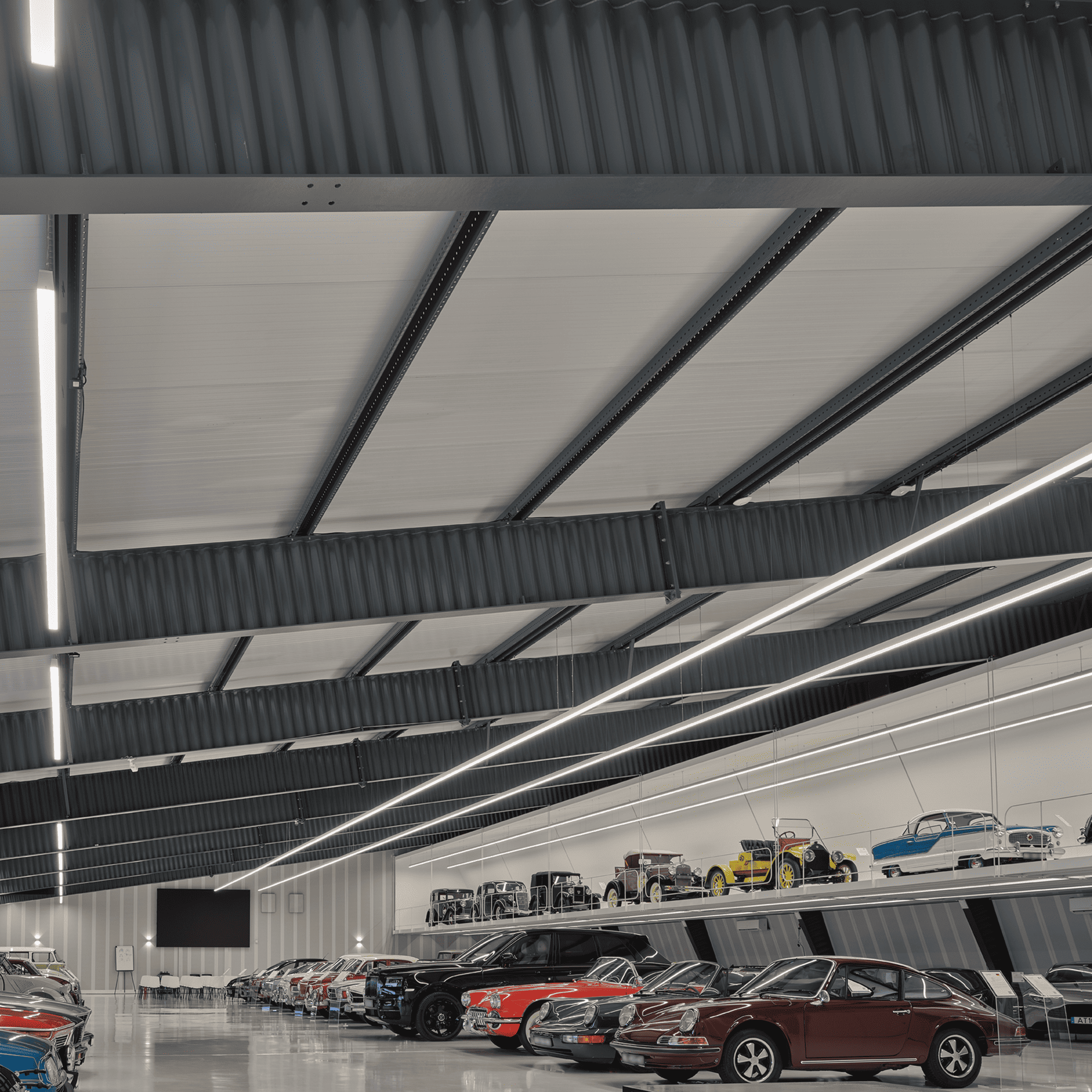 LUMINÁRIA LED LINEAR 4000K 90º